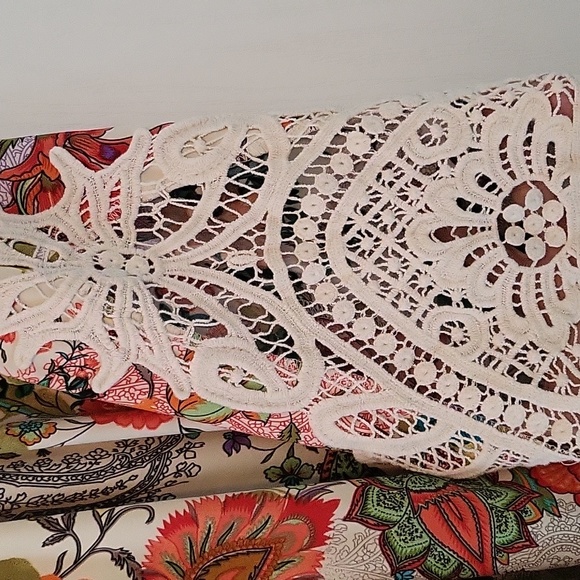 NWOT Fall Tunic Crochet cuffs - Picture 3 of 5